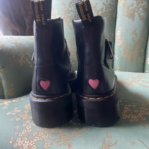 RARE Lazy Oaf x Doc Martens heart buckle platform boots - Picture 3 of 3